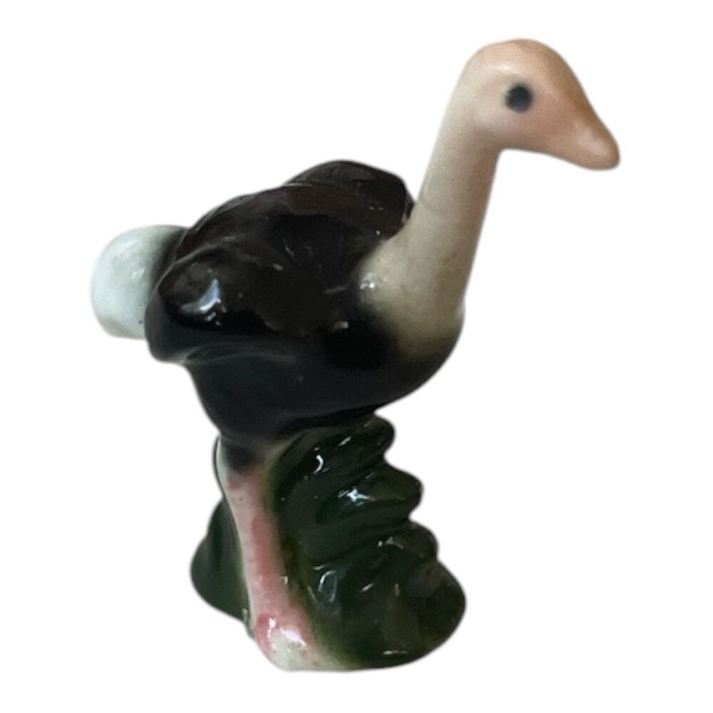 Bug House Ostrich Miniature Figurine Japan Bone Vintage 1 x 1-1/4"